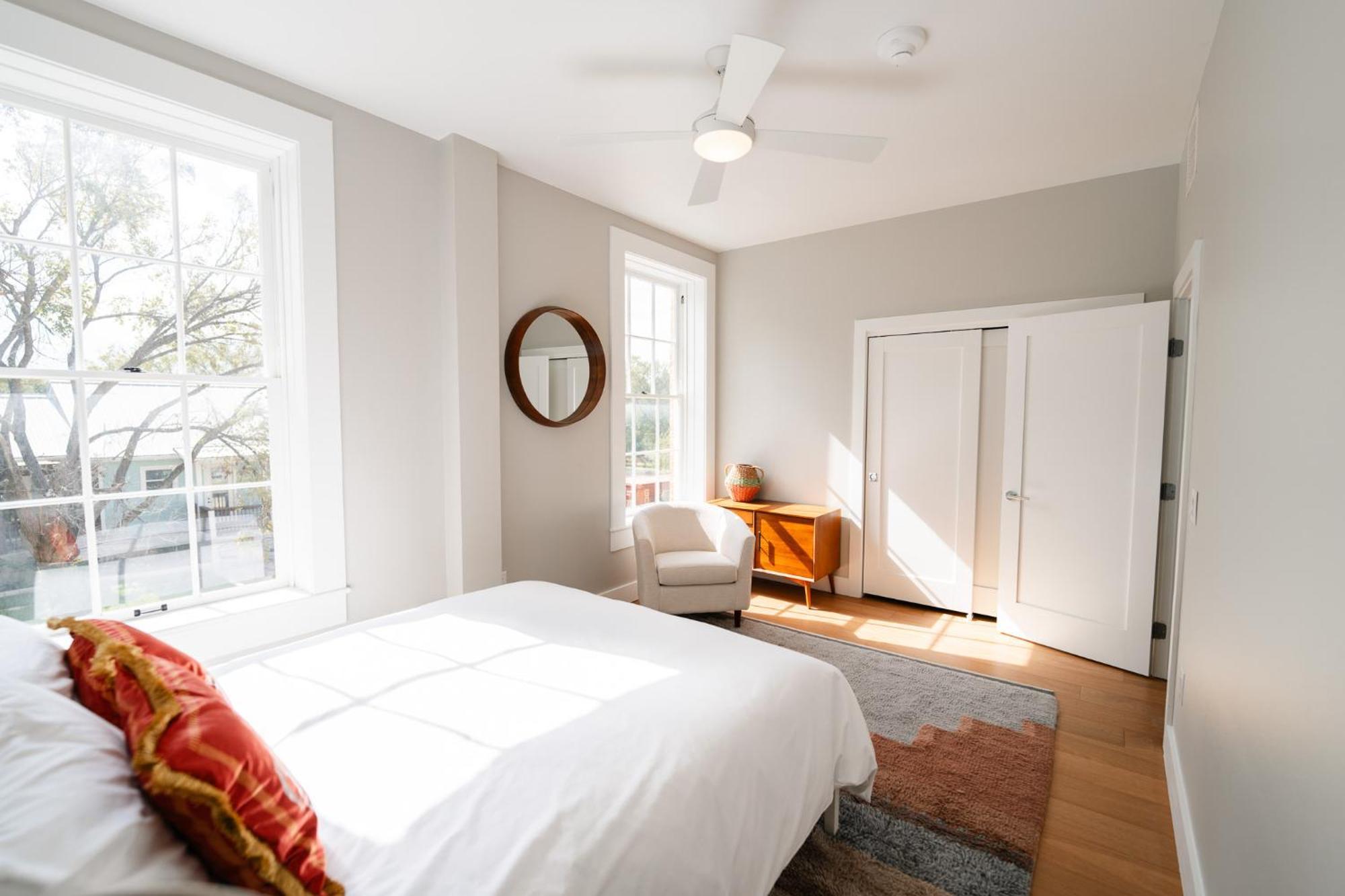 Western 1924 Luxury Lofts Martindale 외부 사진