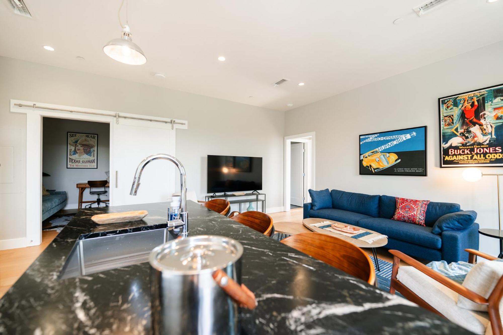 Western 1924 Luxury Lofts Martindale 외부 사진