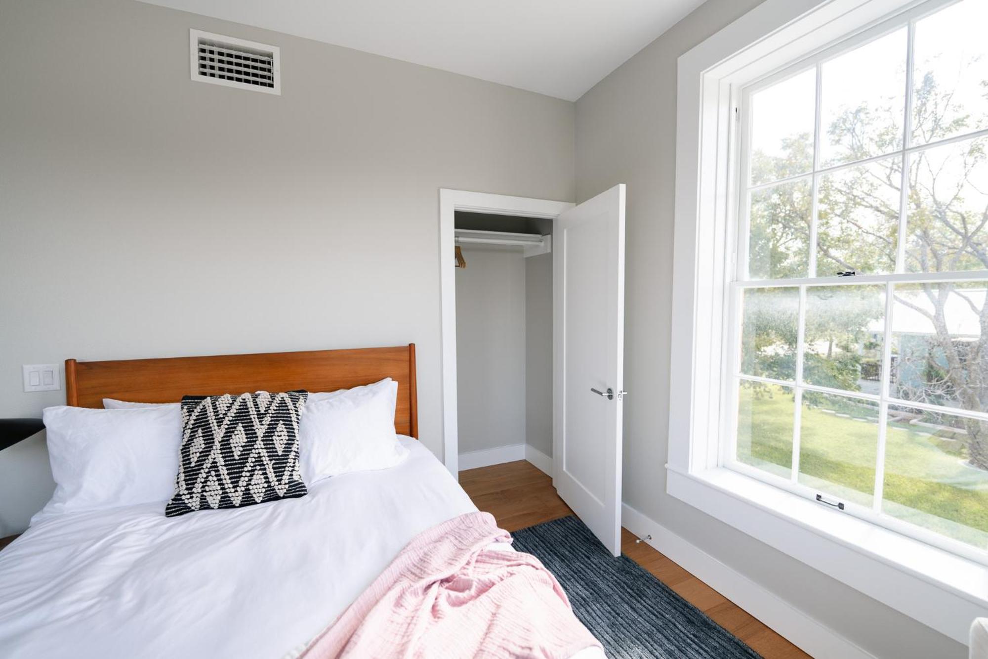 Western 1924 Luxury Lofts Martindale 외부 사진