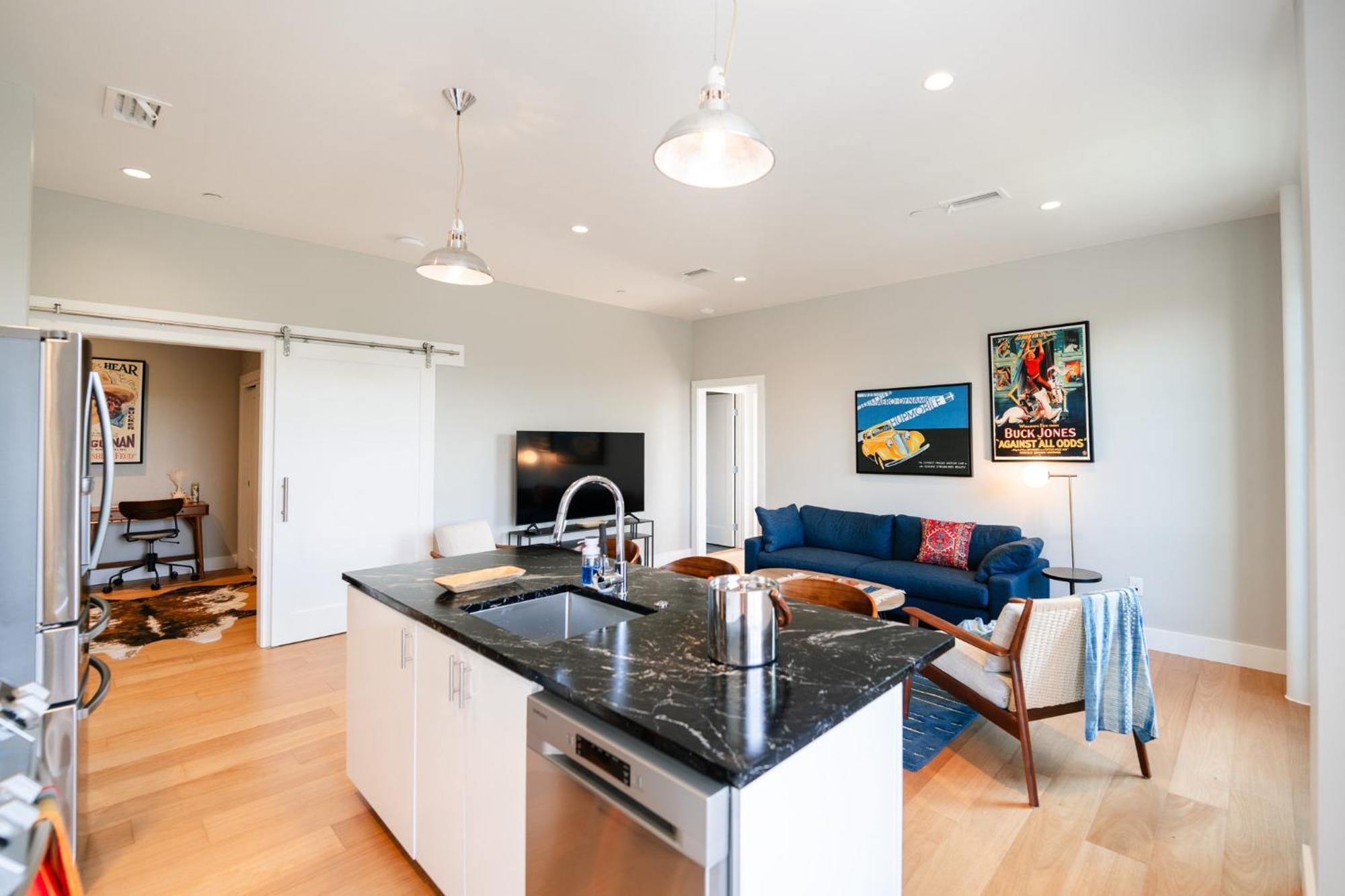 Western 1924 Luxury Lofts Martindale 외부 사진